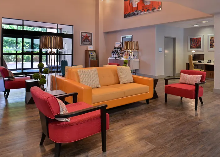 Holiday Inn Express & Suites Austin North Central By Ihg