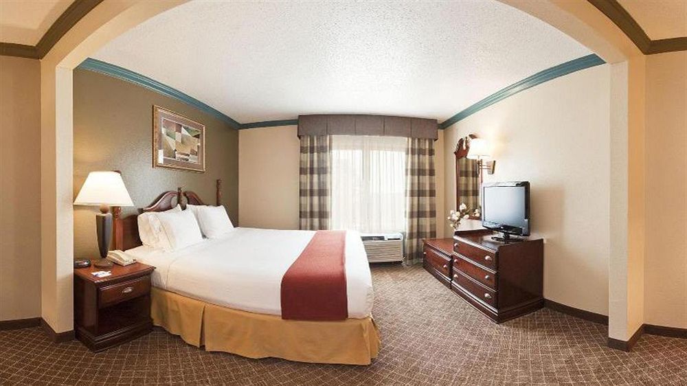 Hotel Express & North By Ihg 3*